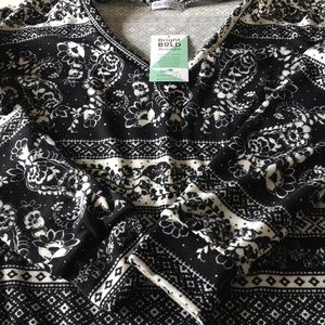 Honey & Lace Highland Pullover